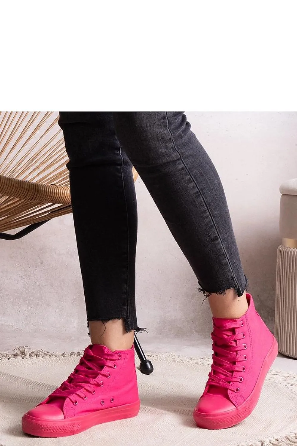 Sneakers model 207213 Solea